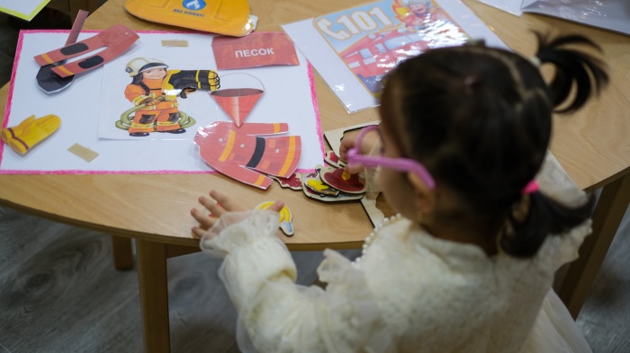 A pupil at a free government pre-primary school, Tashkent, Uzbekistan, November 2022. 